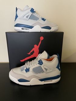 Jordan 4 Military Blue Size 6 Youth
