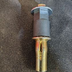 Plus Nuts (12 Piece's)