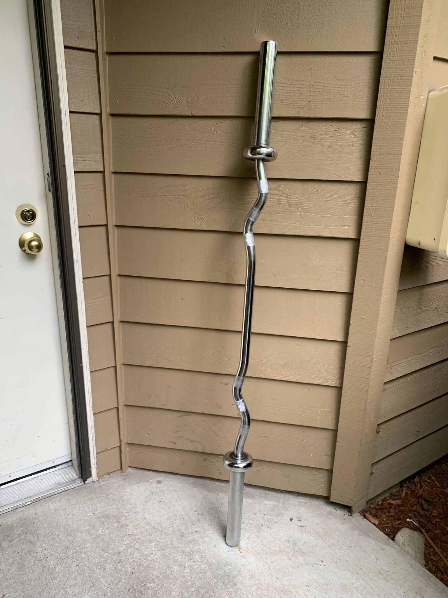 Olympic Curl Bar - Heavy Duty - 33 Pounds