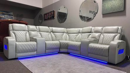 Olivia 🎉 brand new/ modern/luxury 🌼  Living Room Reclining Sectional