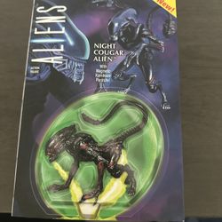 Aliens Kenner Tribute ULT Night Cougar Alien 7IN Action Figure