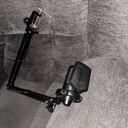 Fifine USB Mic With Boom/mounting Arm