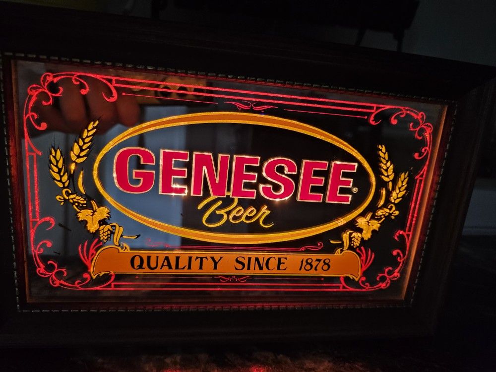 Vintage LIGHTED Genesee Beer and Ale Mirrored Advertising Sign