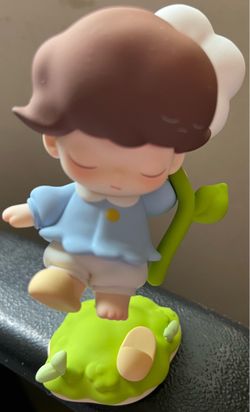 Dimoo Figure