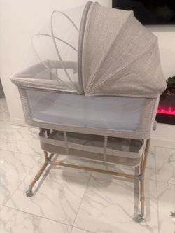 Baby Bassinet with Canopy and Wheels