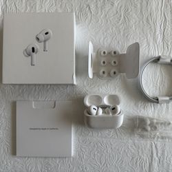 Apple AirPods Pro 2nd Generation - EXCELLENT condition 