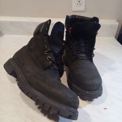 Timberland Boots Sz 8