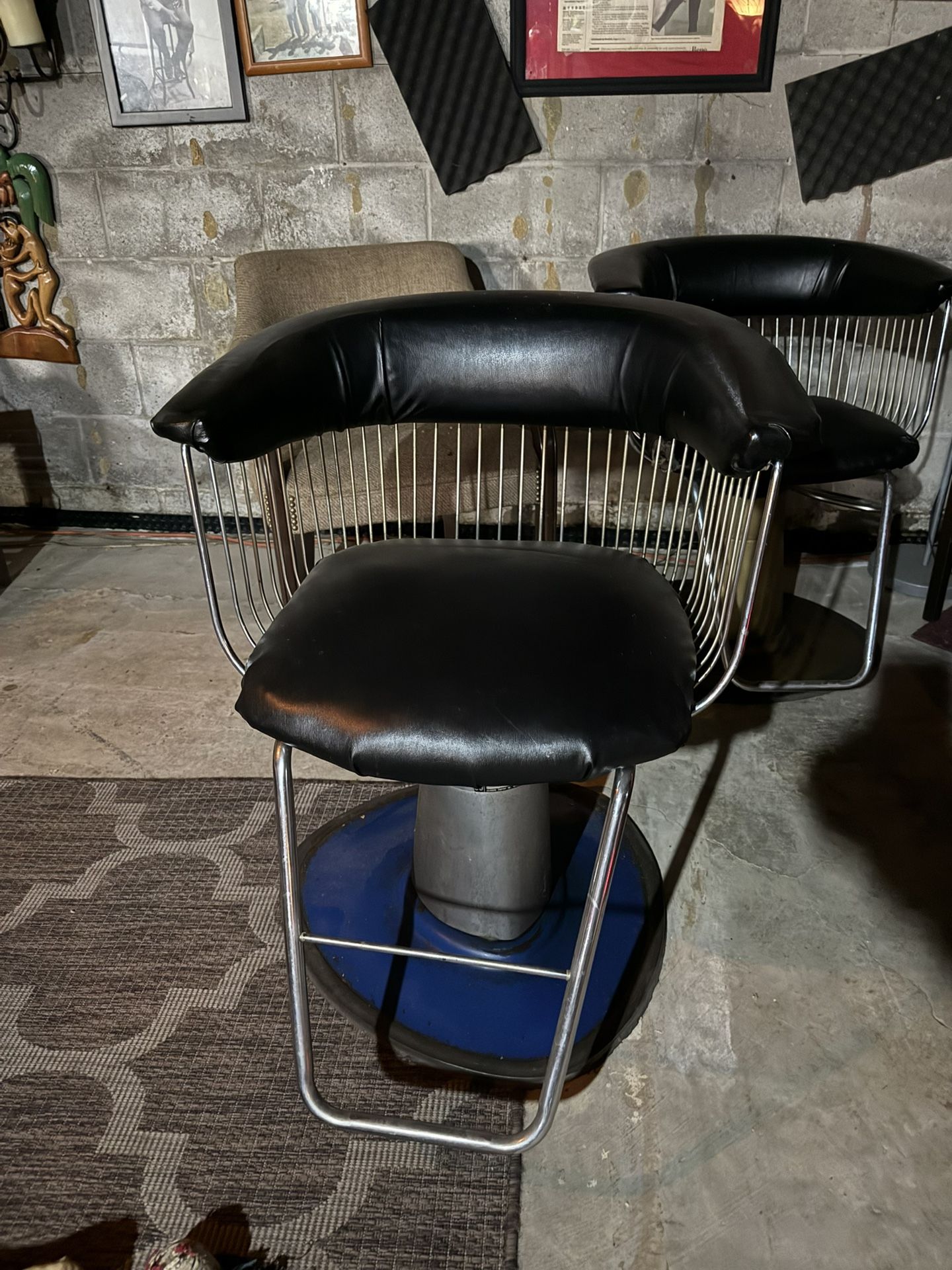 Hydraulic Salon Chairs and Hooded Dryers