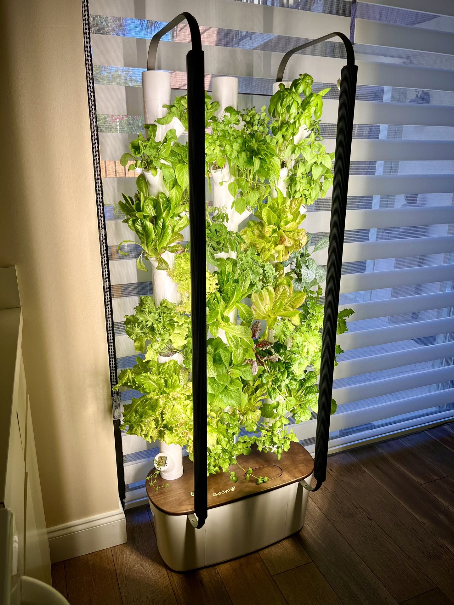 Gardyn Home Device 3.0 For Hydroponic Garden