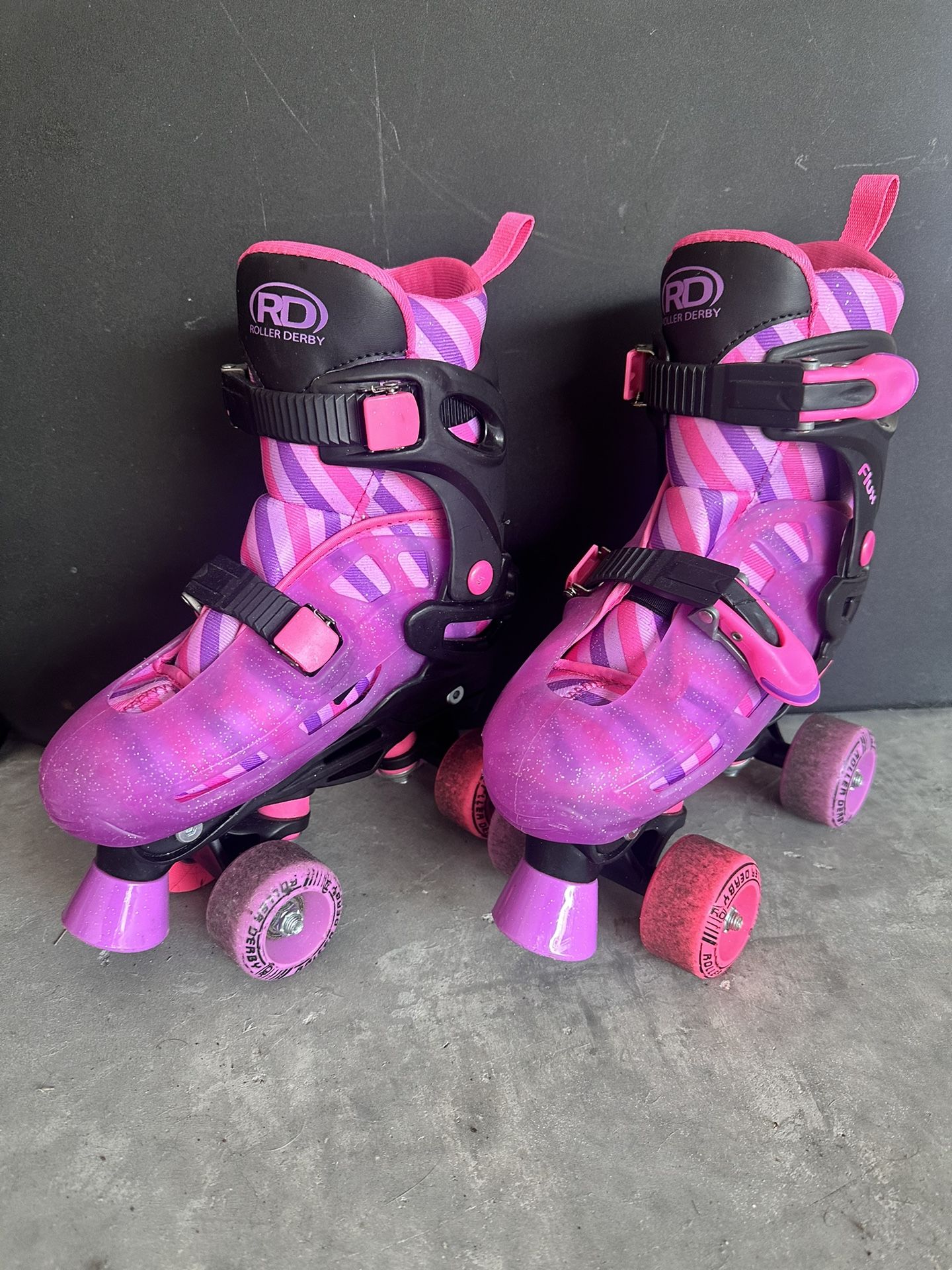 Girls Pink Roller Skates With Blades