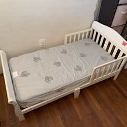 Toddler Bed With Serta Mattress