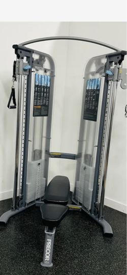 Like new precor s3.23 functional trainer