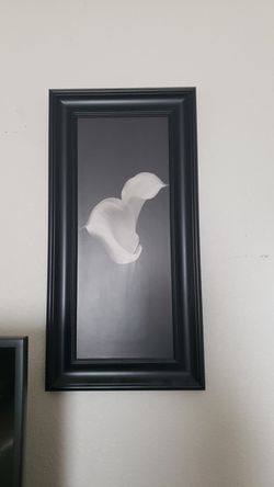 Black And White Flower Wall Decor Both