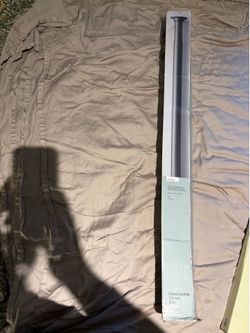 Extending closet pole