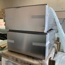 New Out Samsung Washer/Dryer Pedestals 