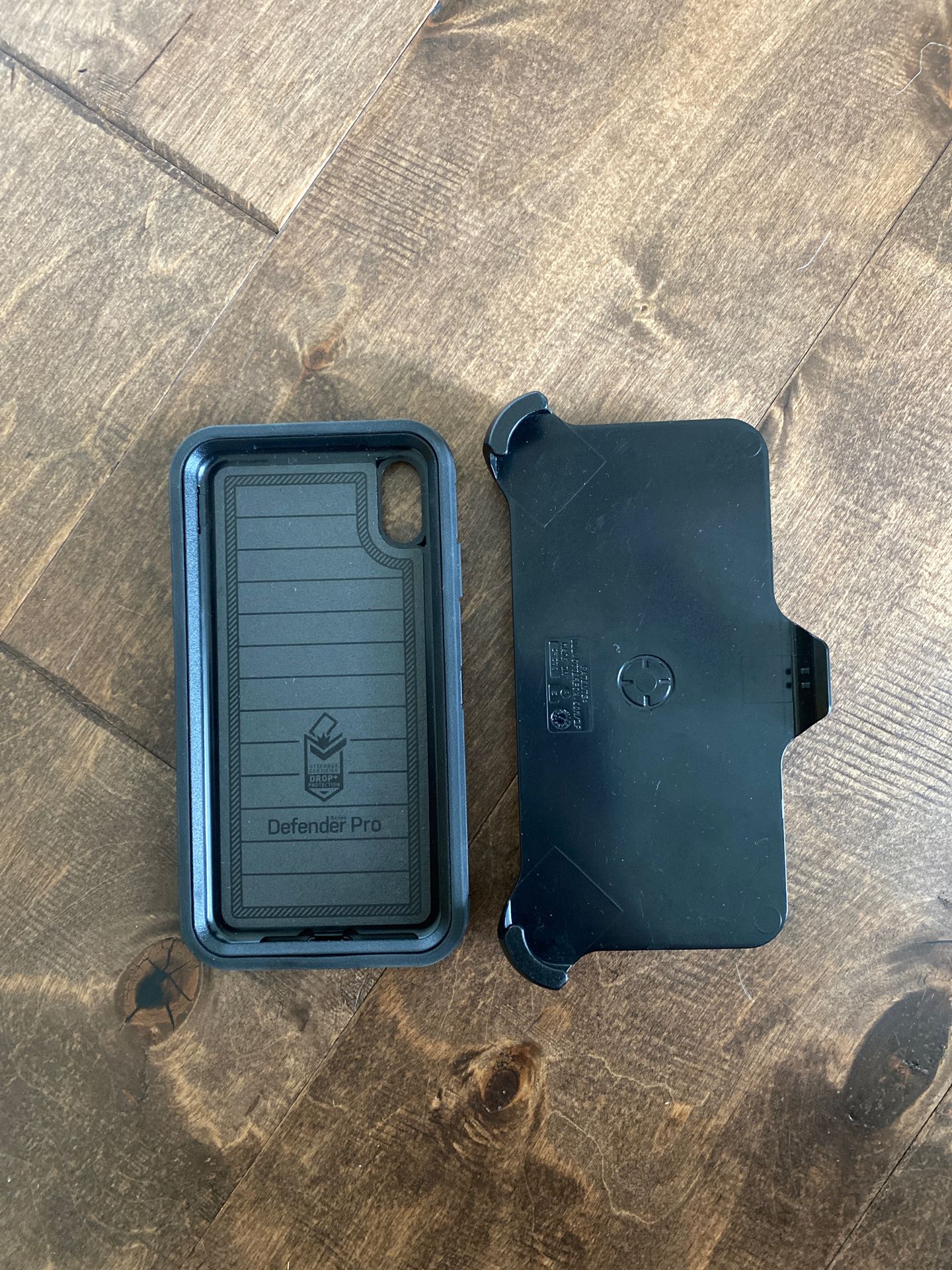 OtterBox Defender Series Pro Case for iPhone Xs Max