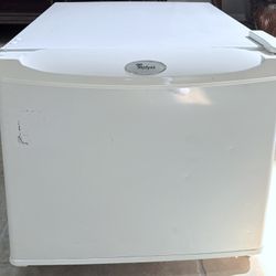 Whirlpool Mini Fridge