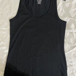 Women’s Athletic Wear 