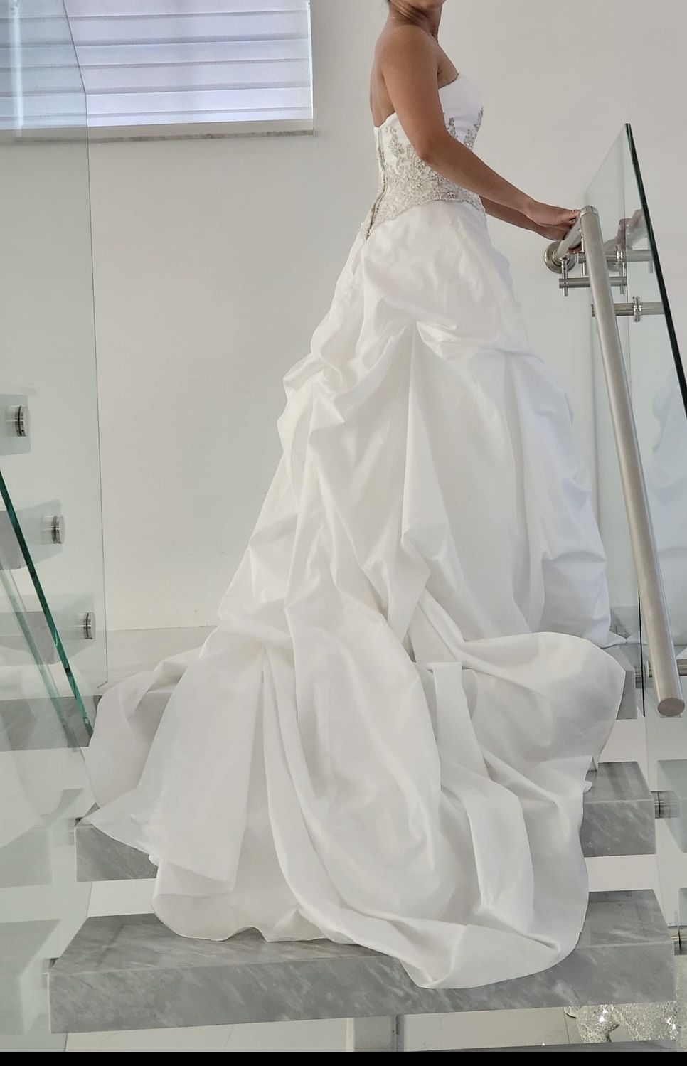 David’s Bridal Elegant White Wedding Dress