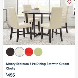 Ashley’s Furinture Table & Chairs