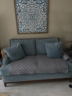 65” Loveseat with Cover
