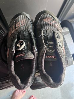 Women Dexter SST8 bowling shoes