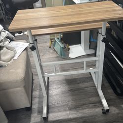 Stand up desk easy to adjust