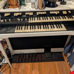 Hammond Electric Organ