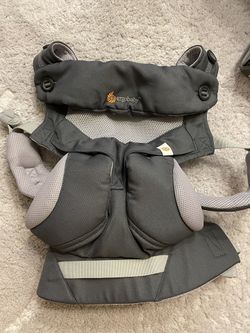 ergobaby 360 carrier with infant insert 