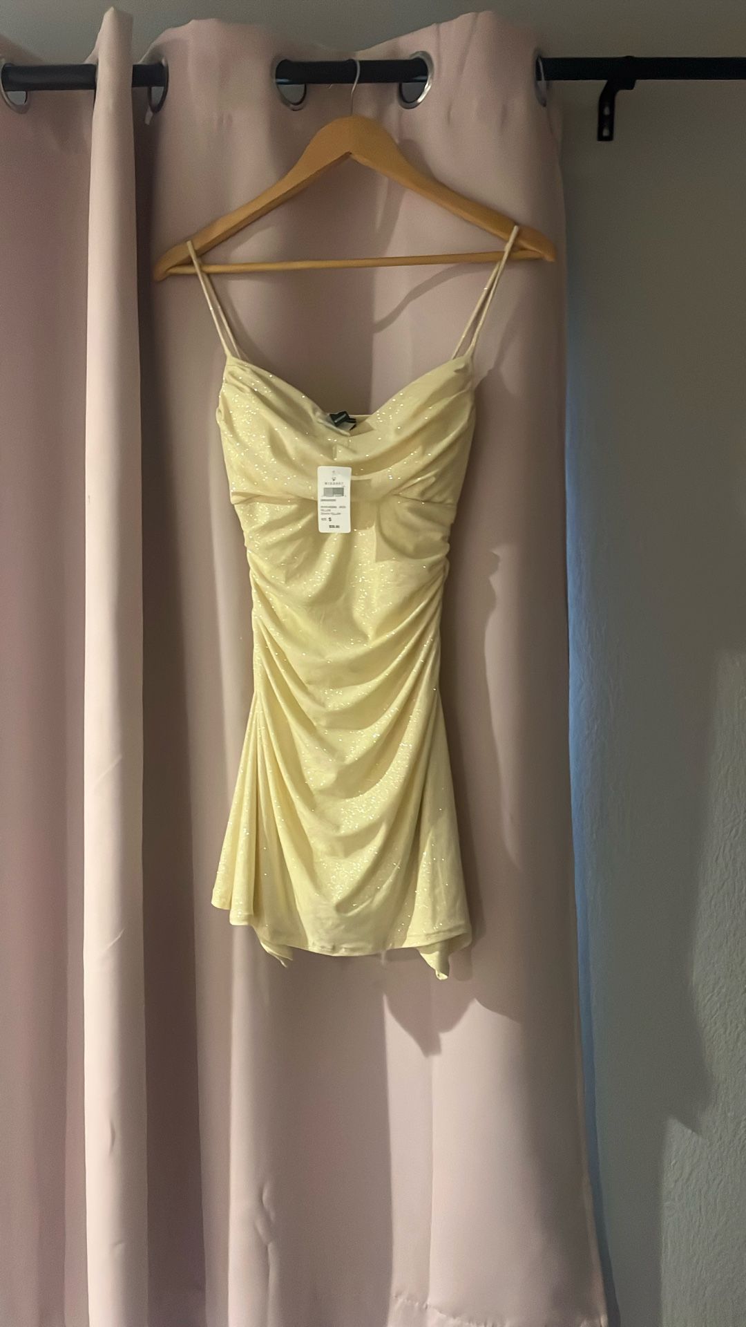Sparkly Yellow Hoco/formal Dress