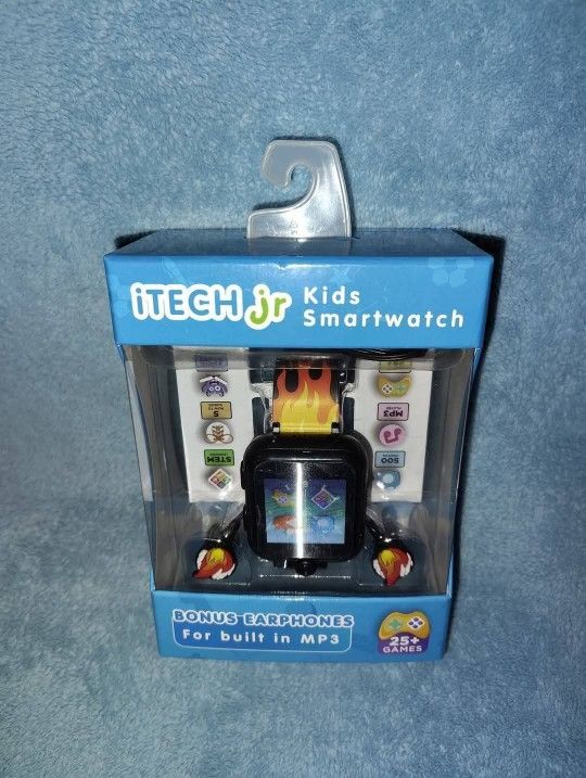 iTECH jr Kids Smartwatch Comes With Bonus Earphones
