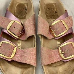 Barley Worn Pink Birkenstock’s 