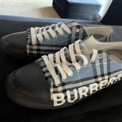 Burberry Sneakers 