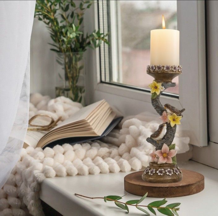 Resin Rustic Vintage Pedestal Candle Stand