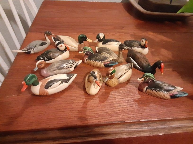 Collection of "Anri" Italian handpainted ducks
