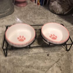 Elevated Double Pet Bowls / Feeder