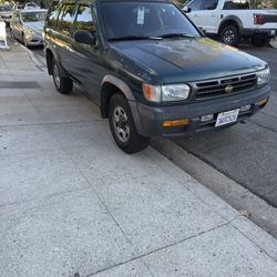 1997 Nissan Pathfinder