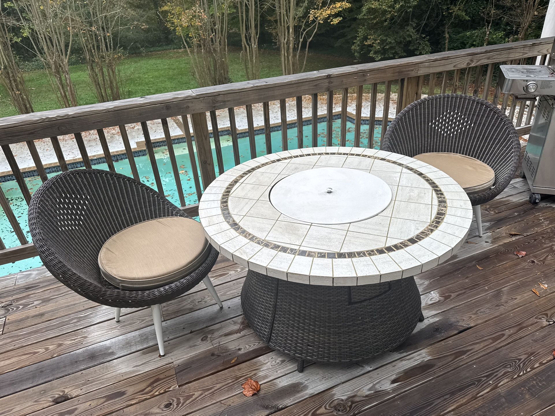 Frontgate Fire Table & 2 Swivel Chairs With Cushions