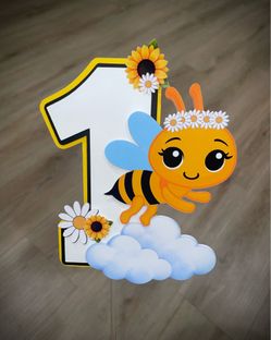 Abejita Cake Topper