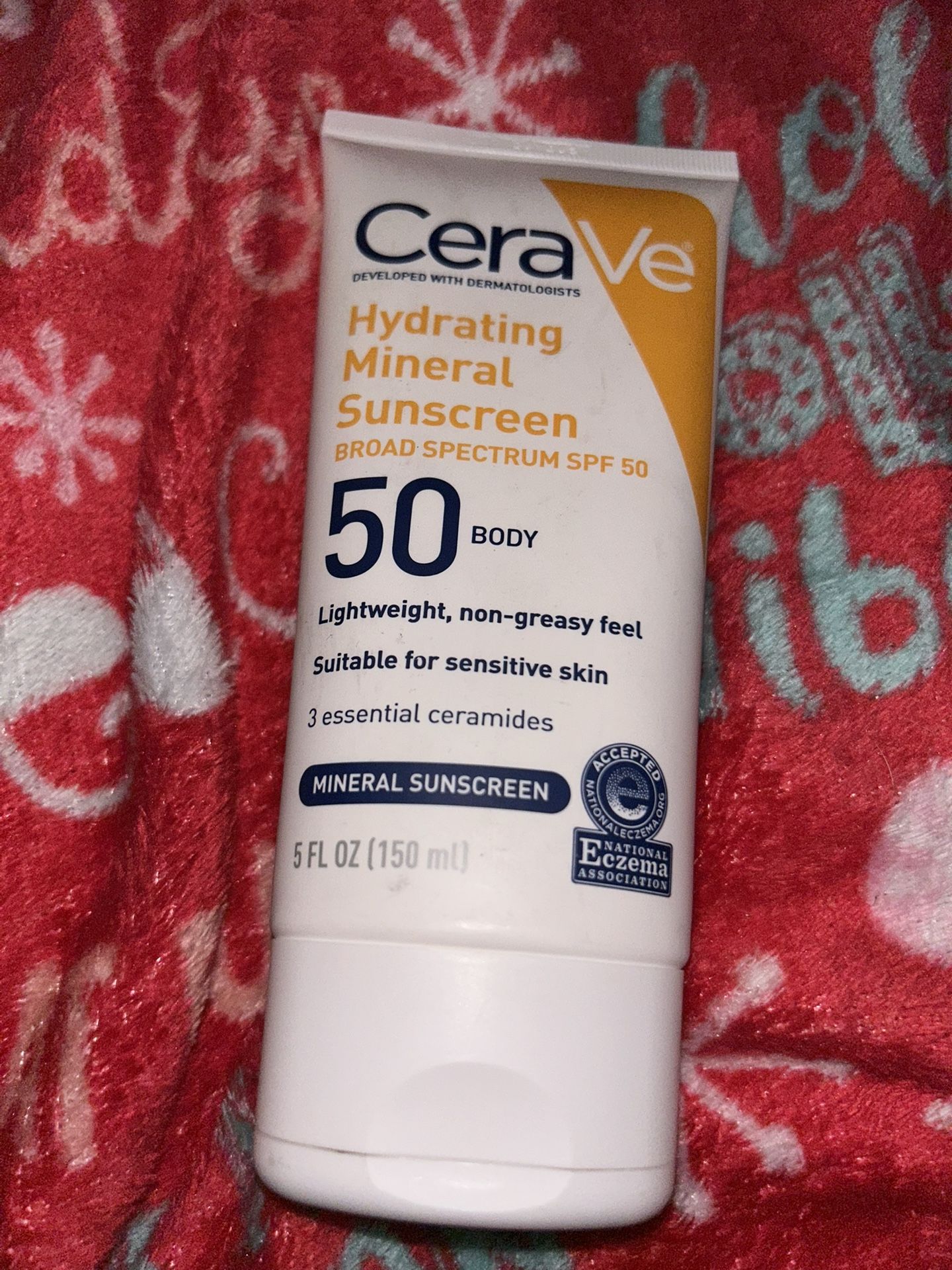 CeraVe Hydrating Mineral Sunscreen