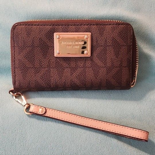Michael Kors Jet Set Wallet