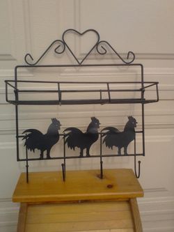 Metal Rooster Shelf with hanging hooks