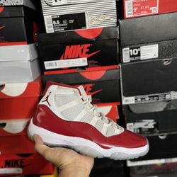 Jordan Cherry 11s size 10 Close To VNDS