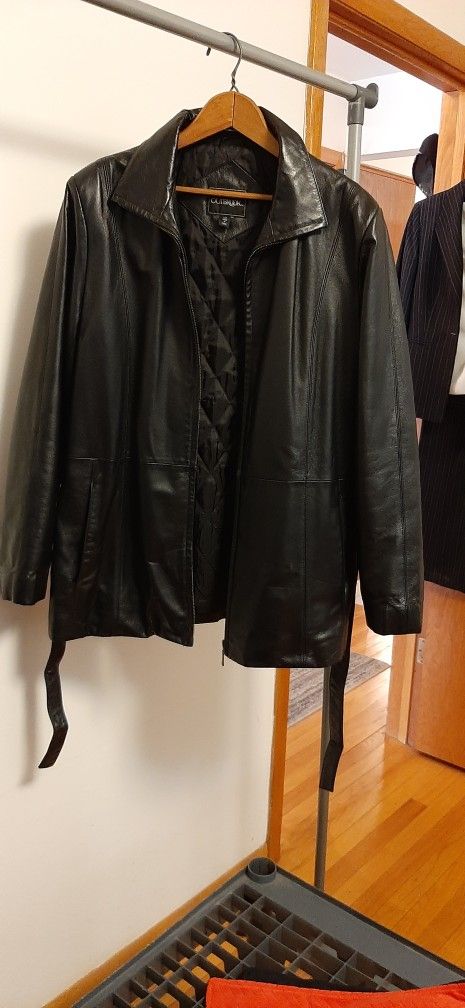 Ladies Black Leather Jacket Size Large
