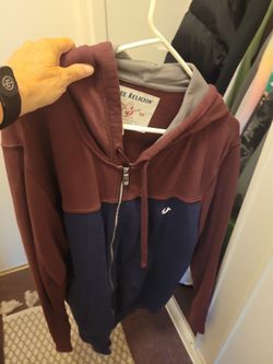 2 Xl True religion sweater