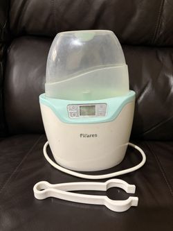 Feeding Bottle Sterilizer + Silicone Baby Bibs
