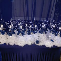 Centros De Mesa Listos Para Una Fierta Noche Estrellada 