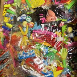 Party Favors 100 Pcs Assorted Toys