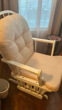 Baby room glider