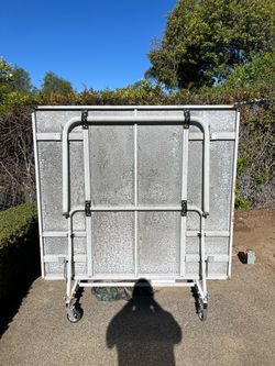 Ping Pong Table (FREE)